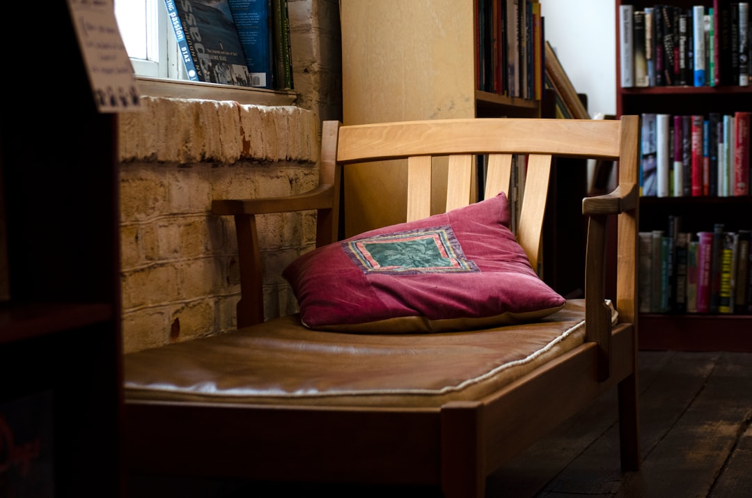 Photo Cozy Reading Nook