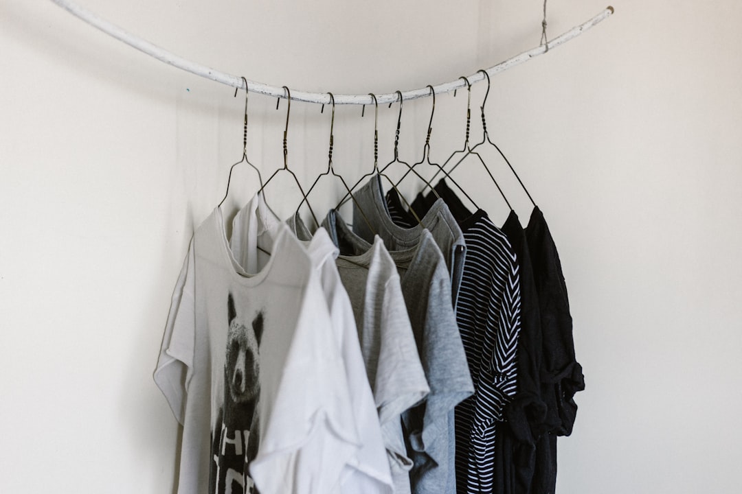Photo Minimalist Wardrobe