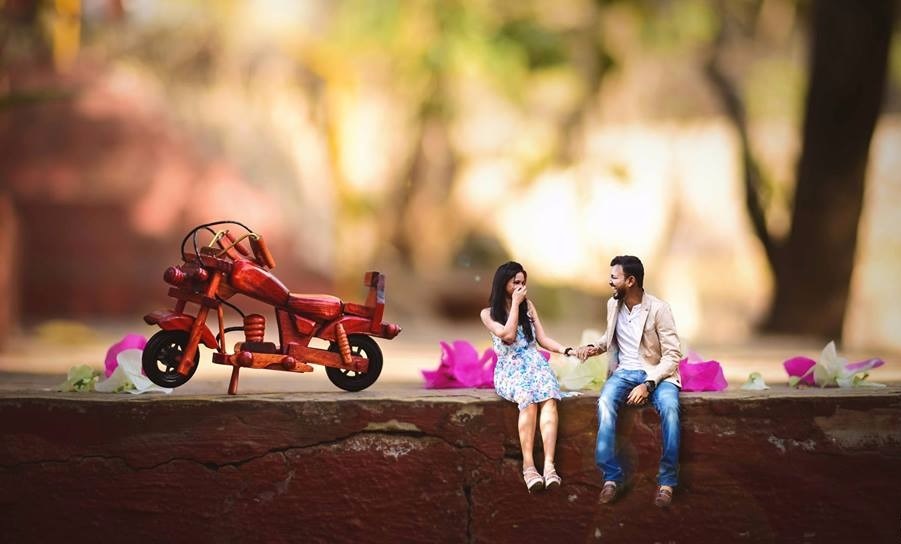 10 Unique Pre Wedding Props To Jazz Up Your Wedding Album