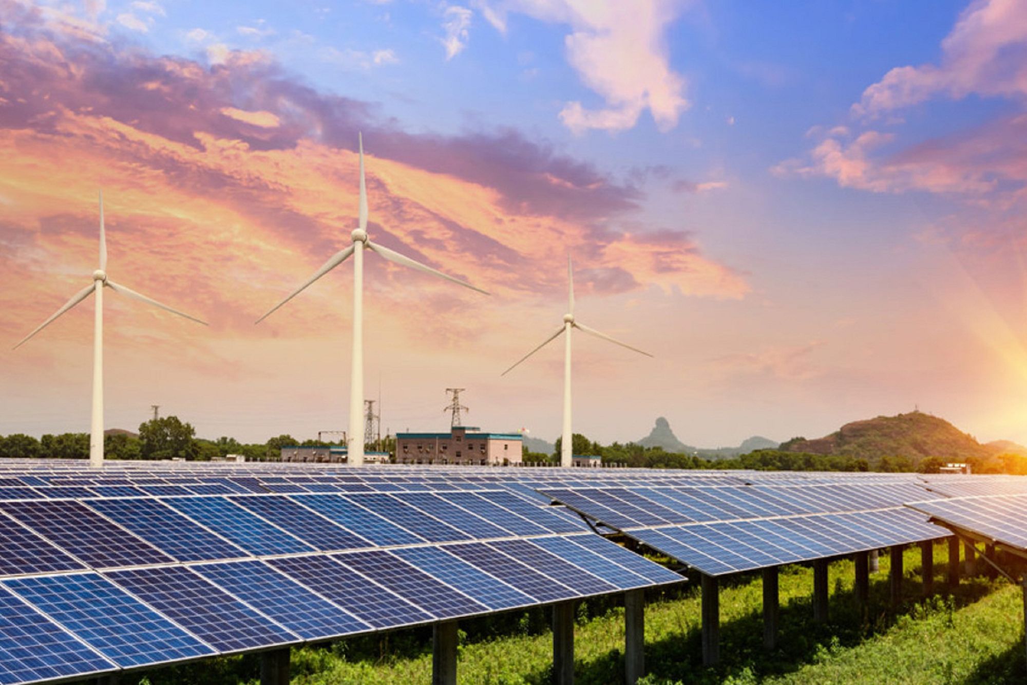 How To Maintain Solar Panels?