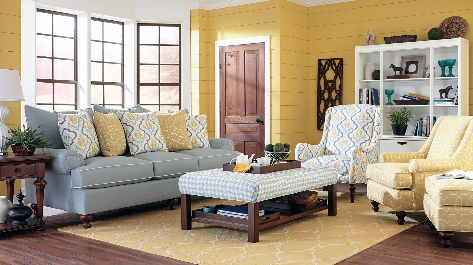 Best Ideas To Decorate Living Home With Furniture